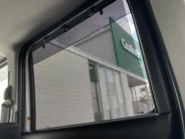 スズキ スペーシア カスタム HYBRID XS 静岡県 2019(平31)年 5.7万km ピュアホワイトP スズキセーフティサポート/社外メモリーナビ(MDV-Z704W)/　AM FM CD DVD Bluetooth USB SD/フルセグTV/ビルトインETC/LEDオートヘッドランプ/リアクリアランスソナー/ハーフレザーシート/シートヒーター(運転席)/両側パワースライドドア/純正15インチアルミホイール/スマートキー2本/リアサンシェード/後席7インチモニター/バックモニター/前後方ドライブレコーダー