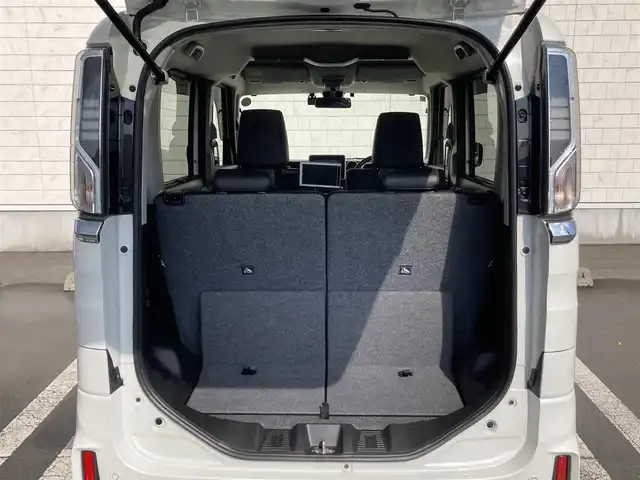 スズキ スペーシア カスタム HYBRID XS 静岡県 2019(平31)年 5.7万km ピュアホワイトP スズキセーフティサポート/社外メモリーナビ(MDV-Z704W)/　AM FM CD DVD Bluetooth USB SD/フルセグTV/ビルトインETC/LEDオートヘッドランプ/リアクリアランスソナー/ハーフレザーシート/シートヒーター(運転席)/両側パワースライドドア/純正15インチアルミホイール/スマートキー2本/リアサンシェード/後席7インチモニター/バックモニター/前後方ドライブレコーダー