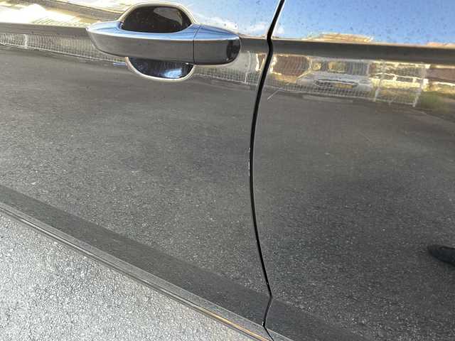 フォルクスワーゲン ポロ TSIコンフォートライン 宮崎県 2018(平30)年 4.4万km ディープブラックパールエフェクト 純正ＳＤナビ　(BT/CD/フルセグ/AM/FM)/バックカメラ/アイドリングストップ　/クルーズコントロール/純正フロアマット　/純正アルミホイール/オートライト　/ＥＴＣ2.0/ドアバイザー/横滑り防止/電動格納ミラー/MTモード付AT