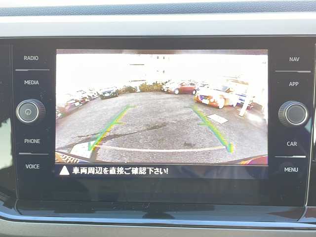 フォルクスワーゲン ポロ TSIコンフォートライン 宮崎県 2018(平30)年 4.4万km ディープブラックパールエフェクト 純正ＳＤナビ　(BT/CD/フルセグ/AM/FM)/バックカメラ/アイドリングストップ　/クルーズコントロール/純正フロアマット　/純正アルミホイール/オートライト　/ＥＴＣ2.0/ドアバイザー/横滑り防止/電動格納ミラー/MTモード付AT