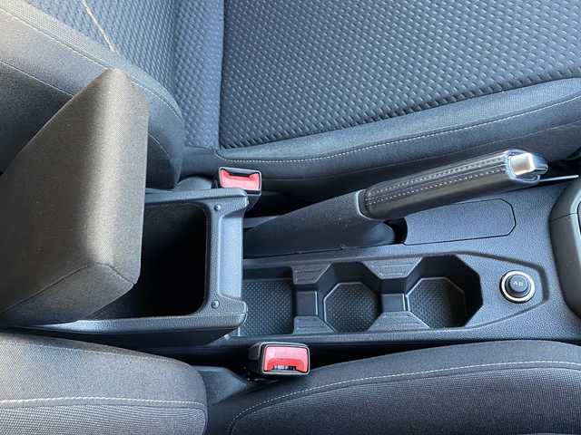 フォルクスワーゲン ポロ TSIコンフォートライン 宮崎県 2018(平30)年 4.4万km ディープブラックパールエフェクト 純正ＳＤナビ　(BT/CD/フルセグ/AM/FM)/バックカメラ/アイドリングストップ　/クルーズコントロール/純正フロアマット　/純正アルミホイール/オートライト　/ＥＴＣ2.0/ドアバイザー/横滑り防止/電動格納ミラー/MTモード付AT