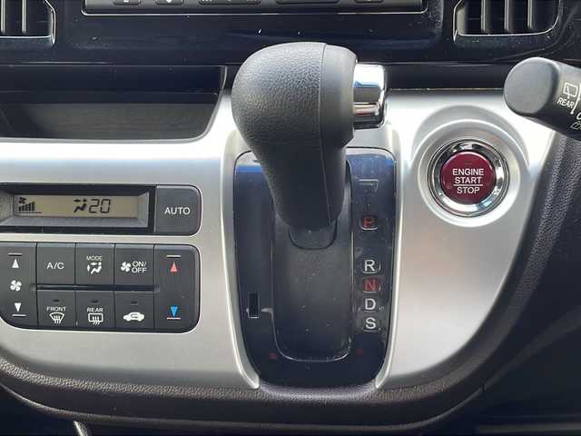 ホンダ Ｎ ＷＧＮ カスタム G ターボパッケージ 山口県 2014(平26)年 8.2万km スマートブラック 純正SDナビ　【VXM-145VSi】/・Bluetooth接続/・DVD再生機能有/・ワンセグTV/バックカメラ/シティブレーキアクティブシステム/クルーズコントロール/パドルシフト/フロアマット/ハーフレザーシート/スマートキー/プッシュスタート/純正15インチアルミホイール/ドアバイザー/ウィンカーミラー/横滑り防止装置/取扱説明書/保証書