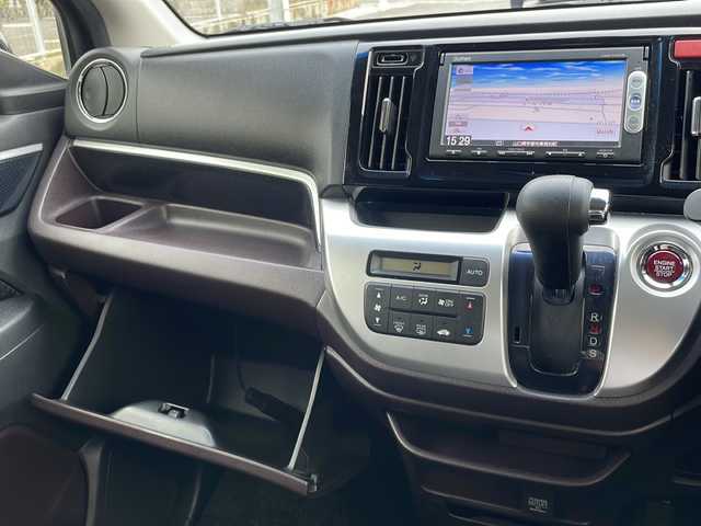 ホンダ Ｎ ＷＧＮ カスタム G ターボパッケージ 山口県 2014(平26)年 8.2万km スマートブラック 純正SDナビ　【VXM-145VSi】/・Bluetooth接続/・DVD再生機能有/・ワンセグTV/バックカメラ/シティブレーキアクティブシステム/クルーズコントロール/パドルシフト/フロアマット/ハーフレザーシート/スマートキー/プッシュスタート/純正15インチアルミホイール/ドアバイザー/ウィンカーミラー/横滑り防止装置/取扱説明書/保証書