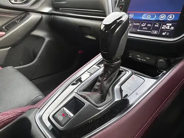 スバル レヴォーグ 1．8STIスポーツ EX 静岡県 2020(令2)年 5.7万km クリスタルホワイトP ユーザー買取車両/法人ワンオーナー/純正ナビ/【AM/FM/BT/TV】/純正18インチAW/純正LEDヘッドライト/デジタルインナーミラー/4WD/MTモード付AT/アイドリンクストップ/スマートキー/スペアキー×１/クルーズコントロール（追従走行あり）/USB入力端子/ETC/車外カメラ（バック/左サイド）/電動理アゲート/ドライブレコーダー/レザーシート/パワーシート/シートヒーター/純正エアロパーツ（フロント/リア）/横滑り防止装置/レーンアシスト/衝撃被害軽減システム/保証書/取扱説明書