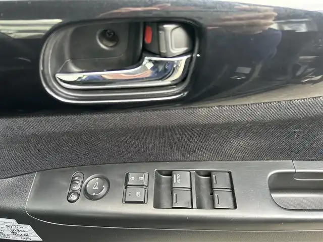 ホンダ Ｎ ＢＯＸ カスタム G Lパッケージ 兵庫県 2015(平27)年 5.9万km スマートブラック (株)IDOMが運営する【じしゃロン西宮店】の自社ローン対象車両になります。こちらは現金ご利用時の価格です。自社ローンご希望の方は別途その旨お申付け下さい。/＊社外ナビ/＊フルセグテレビ/＊バックカメラ/＊片側パワースライドドア/＊CTBA/＊プッシュスタート