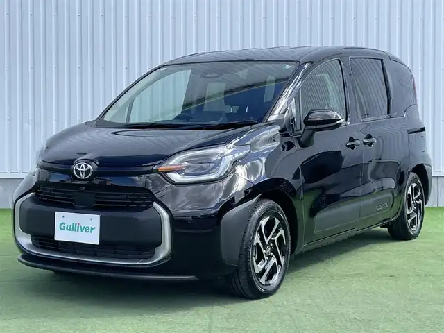 トヨタ シエンタ ハイブリッド Z 香川県 2024(令6)年 0.5万km ブラック トヨタセーフティセンス/→プリクラッシュセーフティ/→レーンディパーチャーアラート/→レーダークルーズコントロール/→アダプティブハイビームアシスト/→ロードサインアシスト/→ドライバー異常時対応システム/→プロアクティブドライビングアシスト/→発信遅れ告知機能/純正10.5型インチディスプレイオーディオ/【フルセグＴＶ/AM/FM//Bluetooth】/パノラミックビューモニター/バックカメラ/シートヒーター/革巻きステアリング/ステアリングヒーター/両側パワースライドドア/リアロールサンシェード/LEDライト/純正15インチアルミホイール/ETC2.0/スマートキー/プッシュスタート