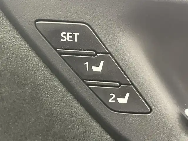 トヨタ クラウン ハイブリッド RS アドバンス 愛知県 2018(平30)年 5.4万km ホワイトパールクリスタルシャイン 純正ナビ　全方位カメラ　禁煙車　ハーフレザー　シートヒーター　ハンドルヒーター　パーキングアシスト　純正ドラレコ　衝突軽減　追従クルコン　ＢＳＭ　ＨＵＤ　パワーシート　電動パーキング　コーナーセンサー　LEDオートライト　オートハイビーム　フルセグTV　DVD再生　メモリシート　フォグランプ