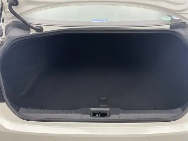 トヨタ クラウン ハイブリッド RS アドバンス 愛知県 2018(平30)年 5.4万km ホワイトパールクリスタルシャイン 純正ナビ　全方位カメラ　禁煙車　ハーフレザー　シートヒーター　ハンドルヒーター　パーキングアシスト　純正ドラレコ　衝突軽減　追従クルコン　ＢＳＭ　ＨＵＤ　パワーシート　電動パーキング　コーナーセンサー　LEDオートライト　オートハイビーム　フルセグTV　DVD再生　メモリシート　フォグランプ