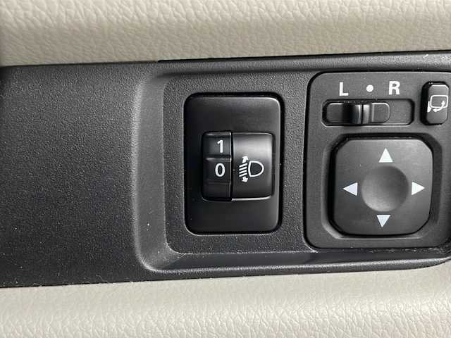 日産 デイズ X 群馬県 2014(平26)年 6.7万km ホワイトパール ナビ　フルセグＴＶ　Ｂｌｕｅｔｏｏｔｈ　全周囲カメラ　ＥＴＣ　前後ドラレコ　スマートキー　プッシュスタート　アイドリングストップ　ヘッドライトレベライザー　電動格納ミラー　ドアバイザー　禁煙車