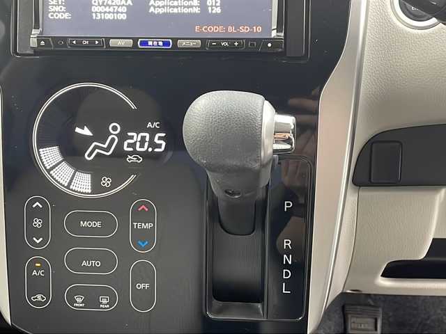 日産 デイズ X 群馬県 2014(平26)年 6.7万km ホワイトパール ナビ　フルセグＴＶ　Ｂｌｕｅｔｏｏｔｈ　全周囲カメラ　ＥＴＣ　前後ドラレコ　スマートキー　プッシュスタート　アイドリングストップ　ヘッドライトレベライザー　電動格納ミラー　ドアバイザー　禁煙車