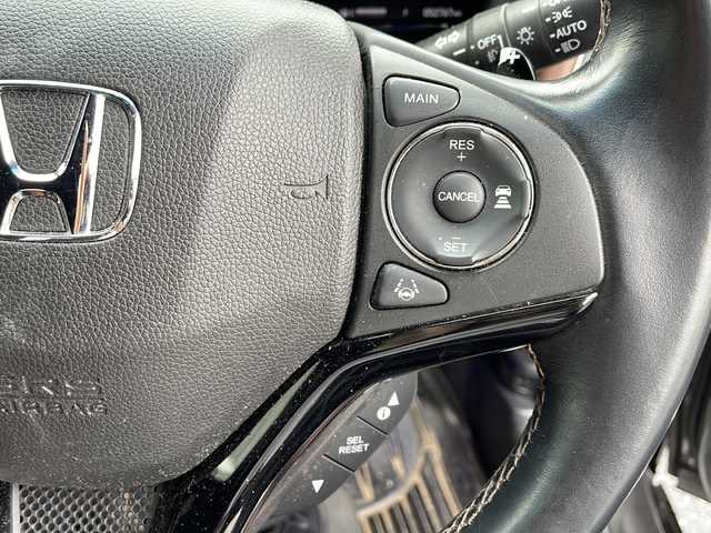 ホンダ ヴェゼル ツーリング・ホンダセンシング 新潟県 2019(平31)年 5.3万km スーパープラチナグレーメタリック 純正ナビ/（BT/FM/AM/フルセグTV)/バックカメラ/ハーフレザーシート/シートヒーター/ステアリングスイッチ/パドルシフト/前後ドライブレコーダー/ルーフレール/ワイパーデアイサー/電格ミラー/ウィンカーミラー/純正18インチアルミホイール/ビルトインETC