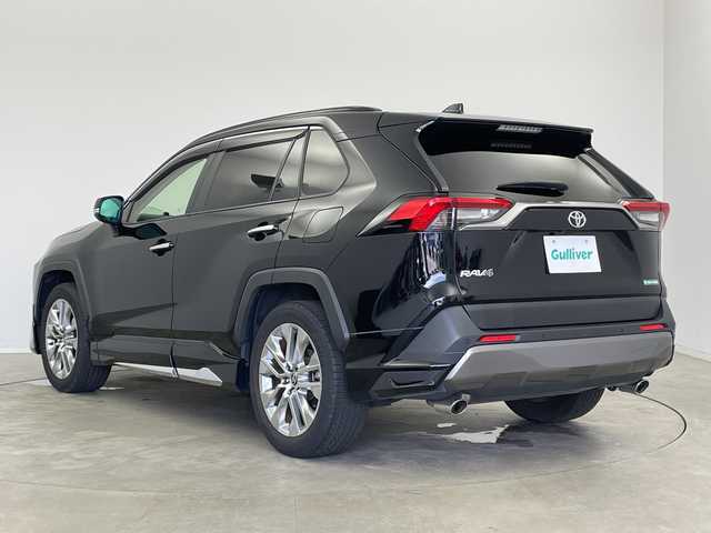 トヨタ ＲＡＶ４ G Zパッケージ 新潟県 2021(令3)年 5万km アティチュードブラックマイカ ディスプレイオーディオ（ナビ機能あり）/アラウンドビューモニター/モデリスタエアロ/サンルーフ/レーダークルーズコントロール/パワーバックドア/パワーシート/シートメモリ/前席シートヒーター/デジタルインナーミラー/プッシュスタート/レーンキープアラート/ETC/LEDライト/オートライト/オートハイビーム/置くだけ充電