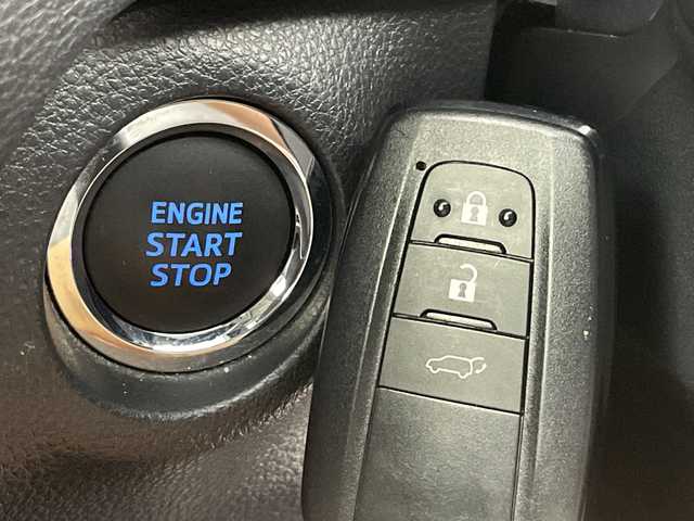 トヨタ ＲＡＶ４ G Zパッケージ 新潟県 2021(令3)年 5万km アティチュードブラックマイカ ディスプレイオーディオ（ナビ機能あり）/アラウンドビューモニター/モデリスタエアロ/サンルーフ/レーダークルーズコントロール/パワーバックドア/パワーシート/シートメモリ/前席シートヒーター/デジタルインナーミラー/プッシュスタート/レーンキープアラート/ETC/LEDライト/オートライト/オートハイビーム/置くだけ充電