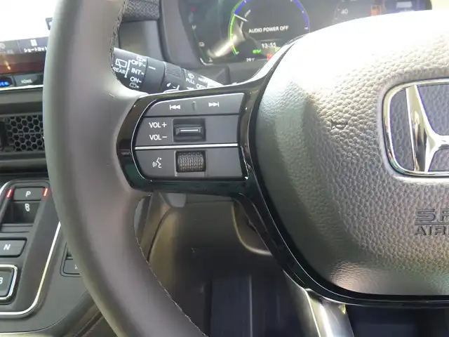 ホンダ ステップワゴン eHEV エアー EX 千葉県 2025(令7)年 0.1千km クリスタルブラックパール e:HEV エアー　EX　4CB4AZ　11.4インチナビHonda CONNECTナビ LXM-247VFLi(317900円)/ホンダセンシング/・衝突軽減ブレーキ（CMBS）/・車線維持支援システム（LKAS）/・アダプティブクルーズコントロール（ACC）/・後方誤発進抑制機能/・誤発進抑制機能/パワーバックドア/両側パワースライドドア/純正コネクトナビ/地デジTV/【DVD/CD再生機能　Bluetooth接続】/【Apple CarPlay　Android Auto対応】/バックカメラ/革巻きステアリング/ステアリングスイッチ/パドルシフト/前席シートヒーター/後席オットマン/LEDヘッドライト/フォグライト/ウインカーミラー/純正16インチアルミホイル/サイド/カーテンエアバッグ/Honda スマートキー
