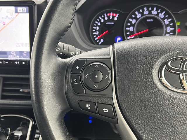 トヨタ ヴォクシー ZS 煌Ⅱ 宮城県 2019(平31)年 7.1万km ブラック Toyota Safety Sense /・プリクラッシュセーフティ/・レーンディパーチャーアラート/・オートマチックハイビーム/ALPINE製10インチフリップダウンモニター/【RSH10S-L】/クルーズコントロール/ALPINE製9インチナビ/・BT.CD.DVD.SD.USB.HDMI/バックカメラ/フルセグTV/両側パワースライドドア/ETC/プッシュスタート/スマートキー×２/ステアリングスイッチ/LEDヘッドライト/LEDフォグライト/純正フロアマット/純正16インチAW/純正ドアバイザー/ロールサンシェード/シートバックテーブル