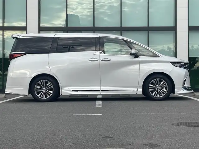 トヨタ アルファード Z 和歌山県 2024(令6)年 1.1万km ホワイトパールクリスタルシャイン 純正14インチナビ/全方位カメラ/フルセグTV/純正12.1インチフリップダウンモニター/衝突軽減ブレーキ/レーダークルコン/ブラインドスポットモニター/前後コーナーセンサー/オートライト/サンルーフ/デジタルインナーミラー/モデリスタエアロ/ビルトンETC/サンシェード/シートヒーター/シートベンチレーション/シートメモリー/パワーシート/電動リアゲート