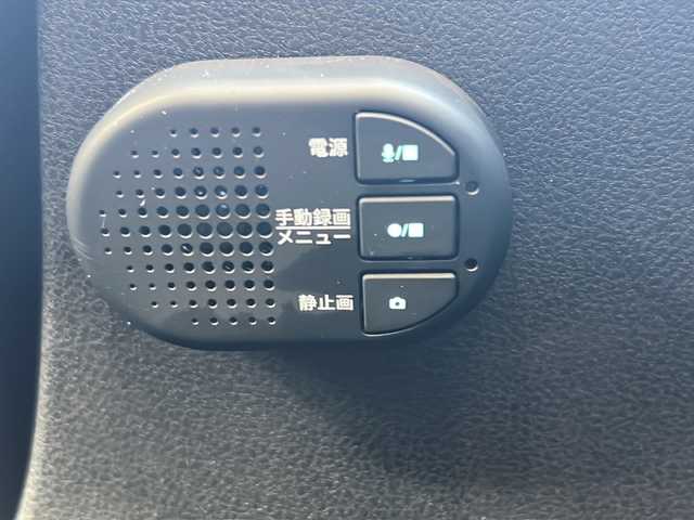 日産 リーフ X Vセレクション 静岡県 2023(令5)年 1.8万km 黒Ｍ /ワンオーナー//純正ナビ/地デジTV//純正Bluetooth//バック/全周囲カメラ//プロパイロット//ブラインドスポットモニター//デジタルインナーミラー//ビルトインETC//純正17インチAW//シートヒーター//ステアリングヒーター//ドライブレコーダー//スマートキー//スペアキー//保証書//取説