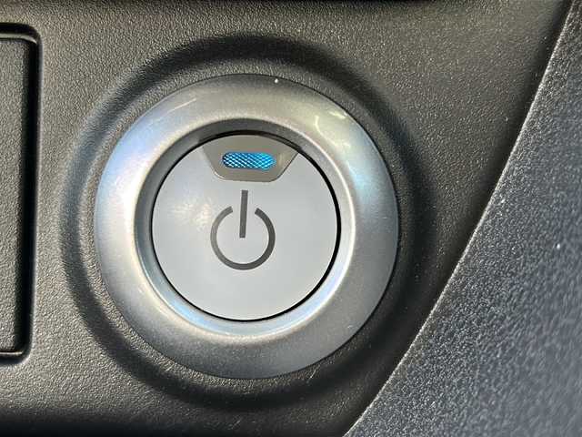 日産 リーフ X Vセレクション 静岡県 2023(令5)年 1.8万km 黒Ｍ /ワンオーナー//純正ナビ/地デジTV//純正Bluetooth//バック/全周囲カメラ//プロパイロット//ブラインドスポットモニター//デジタルインナーミラー//ビルトインETC//純正17インチAW//シートヒーター//ステアリングヒーター//ドライブレコーダー//スマートキー//スペアキー//保証書//取説