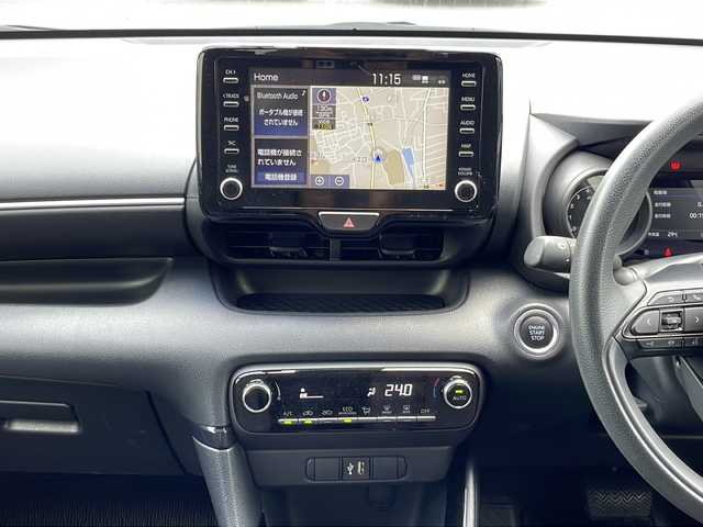 トヨタ ヤリス G 静岡県 2023(令5)年 1.6万km ブラック ディスプレイオーディオナビ/Bluetooth/バックカメラ/セーフティセンス/前車追従クルーズコントロール/オートハイビーム/レーンキープアシスト/オートエアコン/スマートキー/ETC/保証書/取説