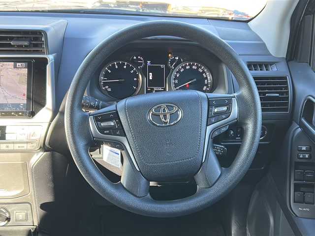 トヨタ ランドクルーザー プラド TX 秋田県 2020(令2)年 5.9万km ブラック 社外メモリナビ/社外CD、DVD、BT、TV/バックカメラ/純正17インチAW/ETC/保証書、取説/４WD