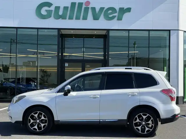 スバル フォレスター 2．0XT アイサイト 栃木県 2014(平26)年 11万km サテンホワイトパール 車検期限令和9年6月23日まで/サンルーフ/社外ナビ/Bluetoothオーディオ/DVD再生機能/フルセグTV走行中視聴可能/バックカメラ/アイサイト/レーダークルーズコントロール/パワーバックドア/ハーフレザーシート/パワーシート/シートヒーター/純正18インチAW/スマートキー×2