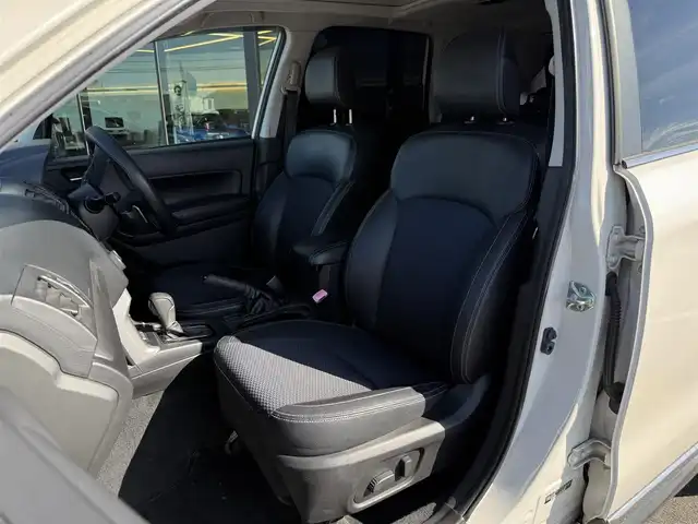 スバル フォレスター 2．0XT アイサイト 栃木県 2014(平26)年 11万km サテンホワイトパール 車検期限令和9年6月23日まで/サンルーフ/社外ナビ/Bluetoothオーディオ/DVD再生機能/フルセグTV走行中視聴可能/バックカメラ/アイサイト/レーダークルーズコントロール/パワーバックドア/ハーフレザーシート/パワーシート/シートヒーター/純正18インチAW/スマートキー×2