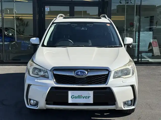 スバル フォレスター 2．0XT アイサイト 栃木県 2014(平26)年 11万km サテンホワイトパール 車検期限令和9年6月23日まで/サンルーフ/社外ナビ/Bluetoothオーディオ/DVD再生機能/フルセグTV走行中視聴可能/バックカメラ/アイサイト/レーダークルーズコントロール/パワーバックドア/ハーフレザーシート/パワーシート/シートヒーター/純正18インチAW/スマートキー×2