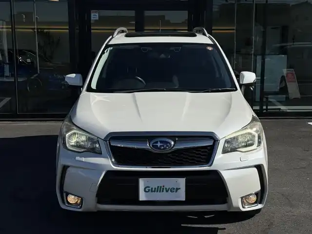 スバル フォレスター 2．0XT アイサイト 栃木県 2014(平26)年 11万km サテンホワイトパール 車検期限令和9年6月23日まで/サンルーフ/社外ナビ/Bluetoothオーディオ/DVD再生機能/フルセグTV走行中視聴可能/バックカメラ/アイサイト/レーダークルーズコントロール/パワーバックドア/ハーフレザーシート/パワーシート/シートヒーター/純正18インチAW/スマートキー×2
