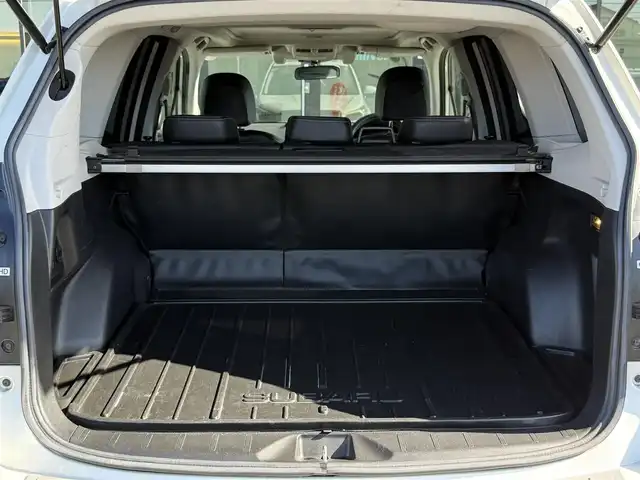 スバル フォレスター 2．0XT アイサイト 栃木県 2014(平26)年 11万km サテンホワイトパール 車検期限令和9年6月23日まで/サンルーフ/社外ナビ/Bluetoothオーディオ/DVD再生機能/フルセグTV走行中視聴可能/バックカメラ/アイサイト/レーダークルーズコントロール/パワーバックドア/ハーフレザーシート/パワーシート/シートヒーター/純正18インチAW/スマートキー×2