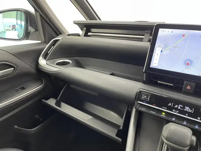 トヨタ ノア S－Z 宮城県 2022(令4)年 4.3万km グリッターブラックガラスフレーク 純正ナビ/・BT接続/フルセグTV/・CD/DVD/ミュージックプレイヤー/トヨタセーフティセンス/・アラウンドビューモニター/・アドバンスパーク/・デジタルインナーミラー/・ヘッドアップディスプレイ/両側パワースライドドア/・ユニバーサルステップ/三眼LEDヘッドライト/・フォグランプ/純正17インチAW/ビルトインETC