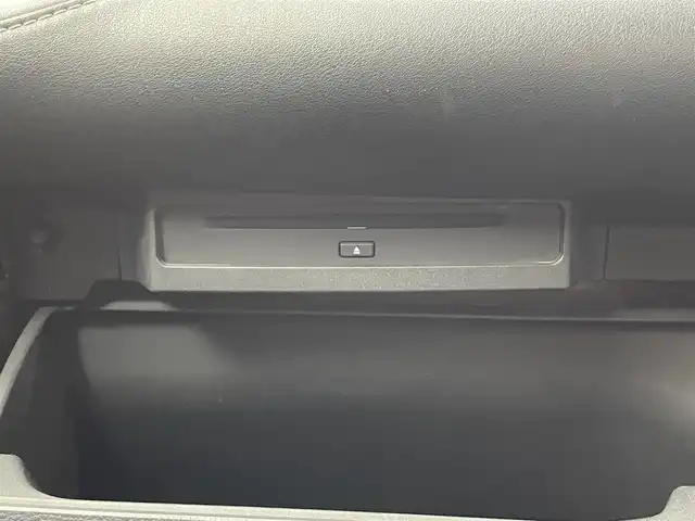 トヨタ ノア S－Z 宮城県 2022(令4)年 4.3万km グリッターブラックガラスフレーク 純正ナビ/・BT接続/フルセグTV/・CD/DVD/ミュージックプレイヤー/トヨタセーフティセンス/・アラウンドビューモニター/・アドバンスパーク/・デジタルインナーミラー/・ヘッドアップディスプレイ/両側パワースライドドア/・ユニバーサルステップ/三眼LEDヘッドライト/・フォグランプ/純正17インチAW/ビルトインETC