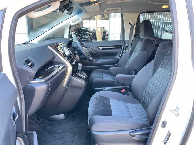 トヨタ アルファード S 神奈川県 2023(令5)年 1.3万km ホワイトパールクリスタルシャイン ワンオーナー/ダブルサンルーフ/純正ナビ（BT/AM/FM/Miracast）/フルセグTV/バックカメラ/トヨタセーフティセンス/レーンキープアシスト/レーダークルーズコントロール/クリアランスソナー/オートハイビーム/横滑り防止装置/両側パワースライドドア/革巻きステアリング/ステアリングスイッチ/LEDヘッドライト/フォグランプ/ビルトインETC/社外フロアマット/純正ドアバイザー/スマートキー　2本/プッシュスタート/保証書/取扱説明書