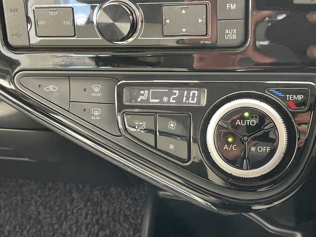 トヨタ アクア クロスオーバー グラム 愛知県 2019(令1)年 1.1万km ベージュ トヨタセーフティセンス/シートヒーター/純正オーディオ/コーナーセンサー/純正アルミホイール/LEDヘッドライト/オートマチックハイビーム/衝突軽減システム/CD/ステアリングスイッチ/スマートキー/プッシュスタート