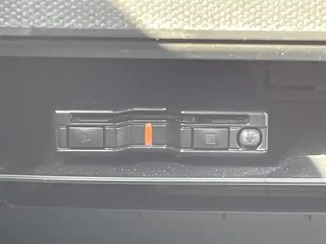 ダイハツ タフト G 福岡県 2021(令3)年 4.8万km フォレストカーキメタリック スカイフィールトップ　/ルーフレール　/Ｄ／Ｎ席シートヒーター　/社外ナビ（ＣＮ－Ｒ３００ＷＤ）/衝突軽減ブレーキ　/レーンアシスト /前後コーナーセンサー /パワーモードスイッチ /USB充電 /アイドリングストップ/電動パーキング/ステアリングスイッチ/電格ミラー/スマートキー/プッシュスタート