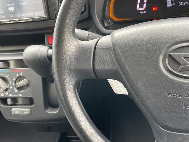 ダイハツ ミラ イース 富山県 2020(令2)年 6.1万km ブライトシルバーメタリック 禁煙車　/社外メモリナビ【Ｂｌｕｅｔｏｏｔｈ】　/ＵＳＢ　/ＩＰＯＤ　/ＡＵＸ　/バックカメラ　/アンチロックブレーキシステム/横滑り防止装置　/コーナーセンサー【前後】　/レーンアシスト　/盗難防止装置　/衝突被害軽減システム　/踏み間違い防止/アイドリングストップ/エアコン/取扱説明書/記録簿/パワーステアリング/パワーウィンドゥ/リモコンキー/スペアキー1本/社外フロアマット