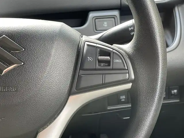 スズキ ソリオ HV MZ Dカメラ ブレーキS 滋賀県 2017(平29)年 3.2万km スターシルバーメタリック 純正ナビ/（フルセグTV/CD/Bluetooth/USB）/全方位カメラ/片側パワースライドドア/右側スライドイージークロージャー/クルーズコントロール/ステアリングスイッチ/リアスポイラー/リア席サンシェード/アイドリングストップ/レーンキープアシスト/純正フロアマット/スマートキー/スペアキー×1