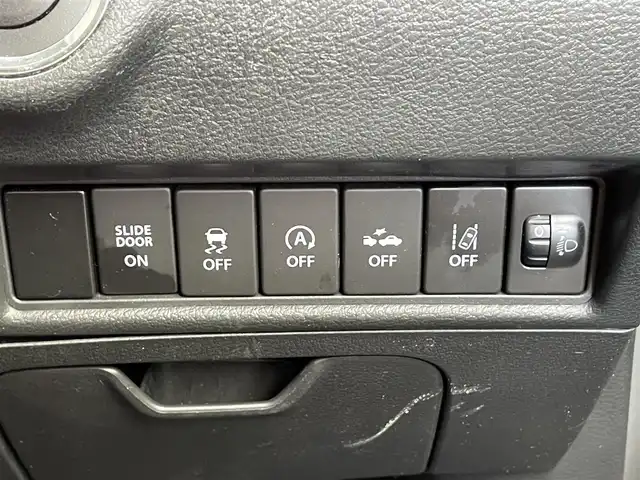 スズキ ソリオ HV MZ Dカメラ ブレーキS 滋賀県 2017(平29)年 3.2万km スターシルバーメタリック 純正ナビ/（フルセグTV/CD/Bluetooth/USB）/全方位カメラ/片側パワースライドドア/右側スライドイージークロージャー/クルーズコントロール/ステアリングスイッチ/リアスポイラー/リア席サンシェード/アイドリングストップ/レーンキープアシスト/純正フロアマット/スマートキー/スペアキー×1