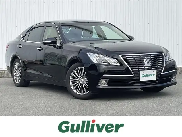 トヨタ クラウン ロイヤル ロイヤルサルーン G 福岡県 2016(平28)年 4.5万km ブラック メーカー純正ナビ/フルセグTV/CD/DVD/BT/HDD/AM/FM/パノラミックビューモニター/レーダークルーズコントロール/クリアランスソナー/純正17AW/ステアリングリモコン/オートハイビーム/HIDオートライト/フォグランプ/ビルトインETC/スマートキー/プッシュスタート/シートメモリー/パワーシート/シートベンチレーション/シートヒーター/ロールサンシェード