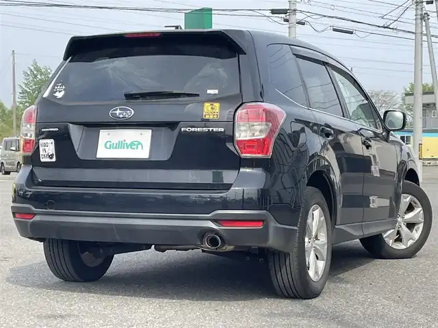 スバル フォレスター 2．0i－L 道央・札幌 2014(平26)年 8.5万km クリスタルブラックシリカ 4WD/社外SDナビ/AM/FM/CD/DVD/フルセグTV/BT/横滑り防止システム/ヒルスタートアシストコントロール/ドライブレコーダー/クルーズコントロール/前席パワーシート/前席シートヒーター/アルミホイール冬タイヤ積込/225/60/R17 2018年　6mm/オートライト/スマートキー/ETC/ドアバイザー/プッシュスタート/電動格納ミラー