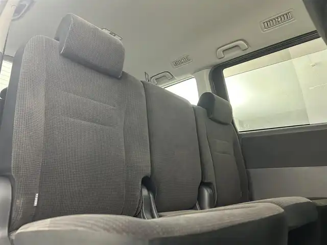 トヨタ ヴォクシー X Lエディション 埼玉県 2007(平19)年 16.2万km ホワイトパールクリスタルシャイン 純正ナビ　地デジ　ＣＤ　ＤＶＤ　バックカメラ　前後ドライブレコーダー　ＥＴＣ　片側パワースライドドア　横滑り防止機能　フロアマット　ドアバイザー　プッシュスタート　スマートキー　純正１５インチＡＷ