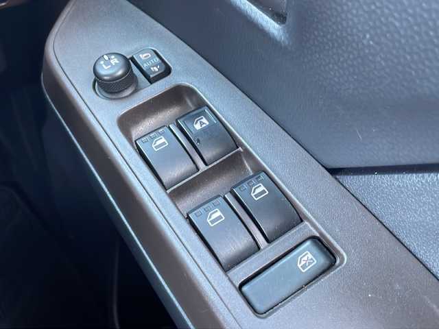 トヨタ タンク G S 山口県 2017(平29)年 8.5万km ブライトシルバーM 純正SDナビ【NSCP-W64】/　 Bluetooth CD/AM・FM/純正ワンセグTV/両側パワースライドドア/バックカメラ/ETC/スマートキー/プッシュスタート/スペアキー1本/純正フロアマット/パーキングアシスト/アイドリングストップ/衝突軽減システム