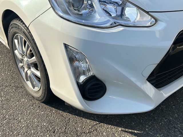 トヨタ アクア 福井県 2016(平28)年 7.8万km ライムホワイトパールクリスタルシャイン スマートキー/プッシュスタート/ヘッドライトレベライザー/オートライト/