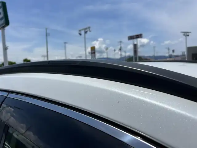 トヨタ カローラ クロス ハイブリッド Z 奈良県 2021(令3)年 3.2万km プラチナホワイトパールマイカ 純正ディスプレイオーディオ　/フルセグテレビ　/テレビキャンセラー/パワーバックドア　/ビルトインＥＴＣ２．０　/オートハイビーム　/全方位モニター　/プリクラッシュセーフティー　/ブラインドスポットモニター　/コーナーセンサー/アダブティブクルーズコントロール/オートハイビーム/パワシート（運転席のみ）/シートヒーター/純正アルミホイール/フルエアロ（フロント・サイド・リア）/LEDフロントライト/取り扱い説明書/保証書/スペアキーあり
