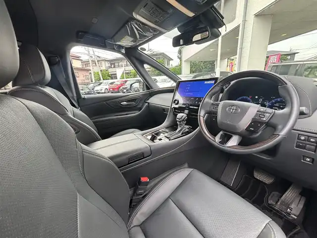 トヨタ アルファード Z 熊本県 2024(令6)年 0.5万km ブラック ワンオーナー/モデリスタフルエアロ/純正フリップダウンモニター/純正ナビ機能付きディスプレイオーディオ/【フルセグTV/Bluetooth/HDMI/Miracast】/パノラミックビューモニター/両側パワースライドドア/パワーバックドア/トヨタセーフティセンス/レーダークルーズコントロール/プリクラッシュセーフティ/レーンディパーチャーアラート/ロードサインアシスト/プロアクティブドライビングアシスト/リヤクロストラフィックアラート/ブラインドスポットモニター/後方車両接近告知機能/パーキングサポートブレーキ/リヤカメラディテクション/安心降車アシスト/周辺車両接近時サポート/クリアランスソナー/黒革シート/前席パワーシート/運転席シートメモリ/前・2列目エアーシート/シートヒーター/2列目オットマン/ステアリングヒーター/ビルトインETC2.0/ワイヤレス充電/純正18インチAW/横滑り防止機能/ブレーキホールド/オートライト/オートハイビーム/LEDヘッドライト/フォグランプ/純正フロアマット/革巻きステアリング/ステアリングスイッチ/保証書