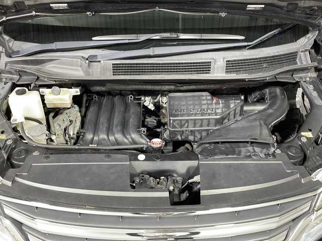 日産 セレナ ハイウェイスター Sハイブリッド 福岡県 2014(平26)年 13.1万km ダイヤモンドブラック 純正ナビ/Bluetooth/フルセグTV/CD/DVD/バックカメラ/両側パワースライドドア/クルーズコントロール/衝突被害軽減ブレーキ/レーンアシスト/純正フロアマット/ETC/電動格納ミラー/純正16インチアルミホイール/オートライト