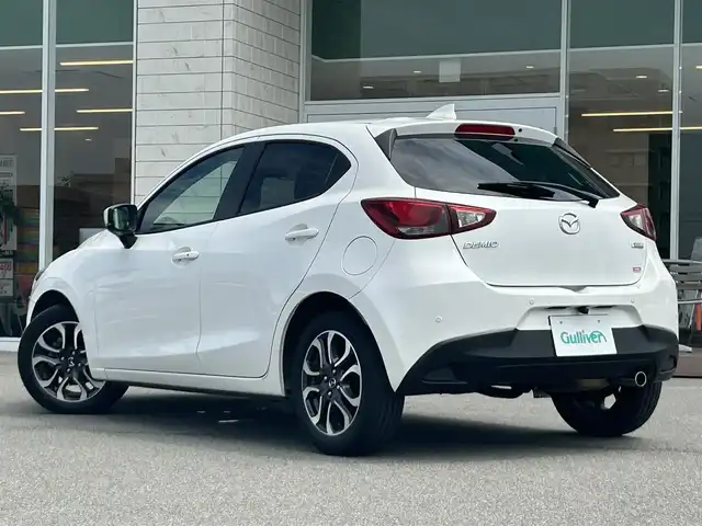 マツダ デミオ XD ツーリング 兵庫県 2018(平30)年 5.2万km スノーフレイクホワイトパールマイカ 純正ナビ　/フルセグＴＶ　/バックカメラ　/ＥＴＣ　/ＬＥＤヘッドライト　/ステアシフトマチック　/ブラインドスポットモニタリング/シートヒーター　/ＡＵＸ接続　/ＣＤ／ＤＶＤ　/純正アルミホイル　/Ｂｌｕｅｔｏｏｔｈ接続