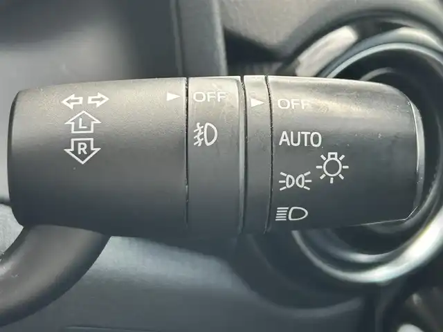 マツダ デミオ XD ツーリング 兵庫県 2018(平30)年 5.2万km スノーフレイクホワイトパールマイカ 純正ナビ　/フルセグＴＶ　/バックカメラ　/ＥＴＣ　/ＬＥＤヘッドライト　/ステアシフトマチック　/ブラインドスポットモニタリング/シートヒーター　/ＡＵＸ接続　/ＣＤ／ＤＶＤ　/純正アルミホイル　/Ｂｌｕｅｔｏｏｔｈ接続