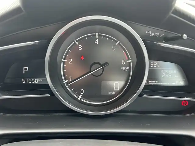 マツダ デミオ XD ツーリング 兵庫県 2018(平30)年 5.2万km スノーフレイクホワイトパールマイカ 純正ナビ　/フルセグＴＶ　/バックカメラ　/ＥＴＣ　/ＬＥＤヘッドライト　/ステアシフトマチック　/ブラインドスポットモニタリング/シートヒーター　/ＡＵＸ接続　/ＣＤ／ＤＶＤ　/純正アルミホイル　/Ｂｌｕｅｔｏｏｔｈ接続