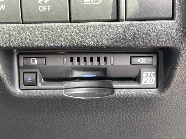 トヨタ ハリアー ハイブリッド Z 滋賀県 2020(令2)年 11.9万km プレシャスブラックパール 純正JBLナビ/（BT/Miracast/フルセグ）/パノラミックビューモニター/置くだけ充電/デジタルインナーミラー（録画機能付き）/プリクラッシュ/レーンアシスト/レーダークルコン/オートハイビーム/パワーバックドア/ハーフレザー/パワーシート/ステアリングリモコン/純正フロアマット/電格ウィンカーミラー/コーナーセンサー