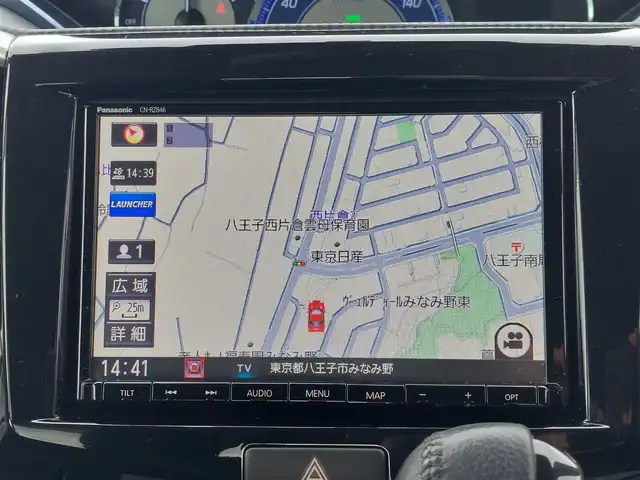 スズキ ソリオ バンディット HV SV 東京都 2019(平31)年 4万km ピュアホワイトP スズキセーフティサポート/・デュアルカメラブレーキサポート/・車線逸脱警報機能/・先行車発進お知らせ機能/・標識認知機能/・誤発進抑制機能/・アダプティブクルーズコントロール/・コーナーセンサー/・全方位モニター/プッシュスタート/パドルシフト/純正ナビ/フルセグTV/ETC/ドライブレコーダー/片側パワースライドドア/シートヒーター/パーソナルテーブル/後席ロールサンシェード/LEDヘッドライト/オートライト/ドアバイザー/15インチ純正アルミホイール/スマートキー
